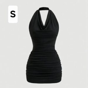 Vestido ceñido, corto con espalda descubierta