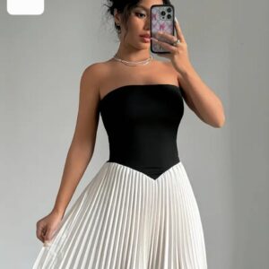 Vestido estraple corte princesa.