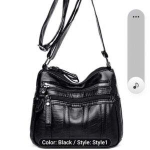 Cartera mediana de aza larga.